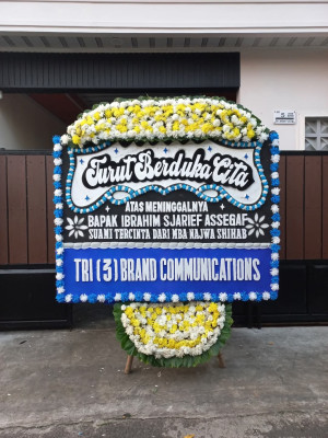 Papan Bunga Duka di Dayu